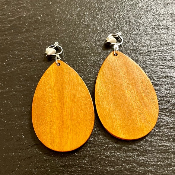 Boho Wooden Dangle Drop Clip On Teardrop Shape Earrings - Picture 3 of 9